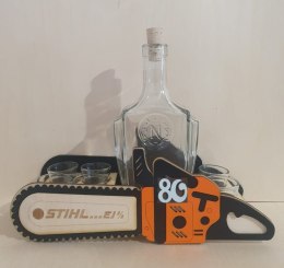 Karafka piła 80 urodziny