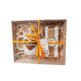 Zestaw prezentowy DLA BABCI - Kubek i czekolada w kropeczki