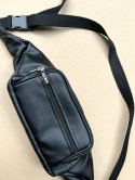 Saszetka nerka 40cm 4.3 czarna skórzana