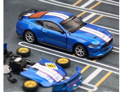 Zestaw metalowe auto TUNING licencjonowane Ford Mustang GT 1:42 ZA5057