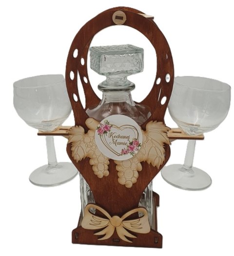 Koszyk + karafka + 2 kieliszki do wina dla Kochanej Mamy