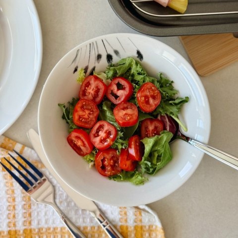 Miseczka do zup deserów i przekąsek salaterka porcelanowa na sałatkę Miskant 17,5 cm