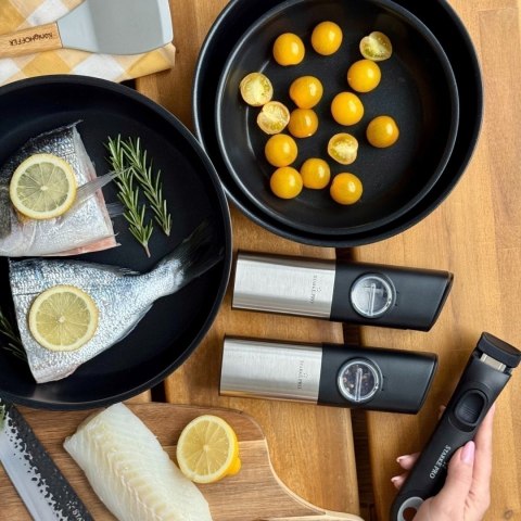 Dwa młynki grawitacyjne z akumulatorem - komplet młynków do przypraw Starke Pro Magna 2 sztuki