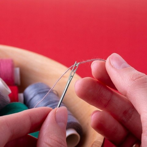 Igły do szycia ręcznego samonawlekające zestaw igieł 12szt. 3 rozmiary V1 PID0316