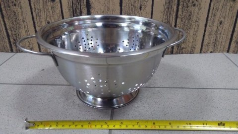 Cedzak nierdzewny stojący 24cm