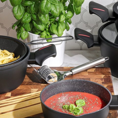 Krajalnica do makaronu radełko 9 ostrzy