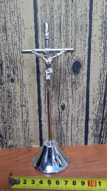 Krzyż metalowy stojący 20cm