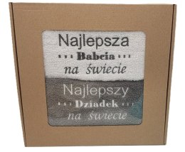 Ręcznik haftowany 50 x 100 cm 2szt. w pudełku Dla Najlepsza Babcia / Dziadek na świecie