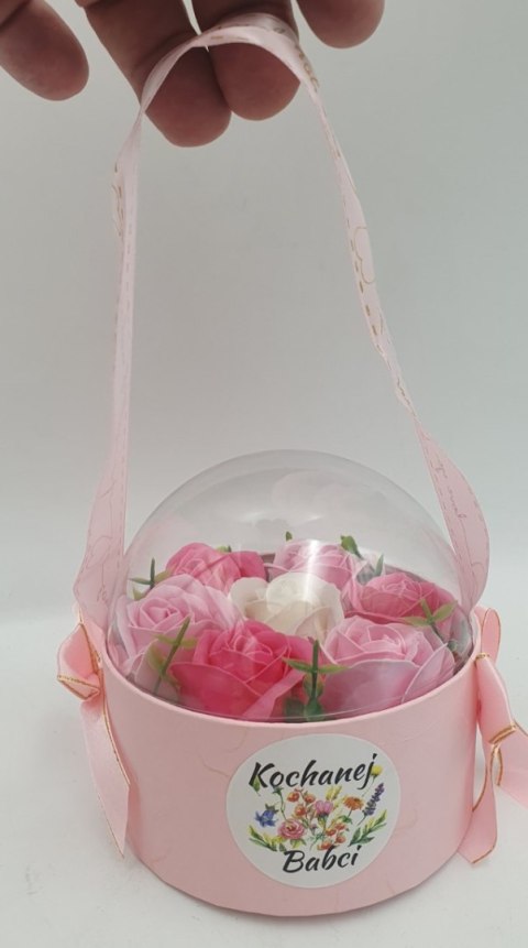 Flowerbox kwiaty mydlane w pudełku koszyk Kochana Babcia