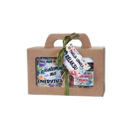 Kubek dedykowany z solą himalajską do kąpieli z płatkami róż zestaw dla EMERYTA :