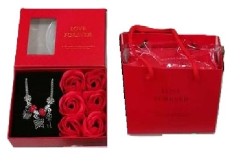 Zestaw Prezentowy Róże Mydlane i Naszyjnik na Walentynki