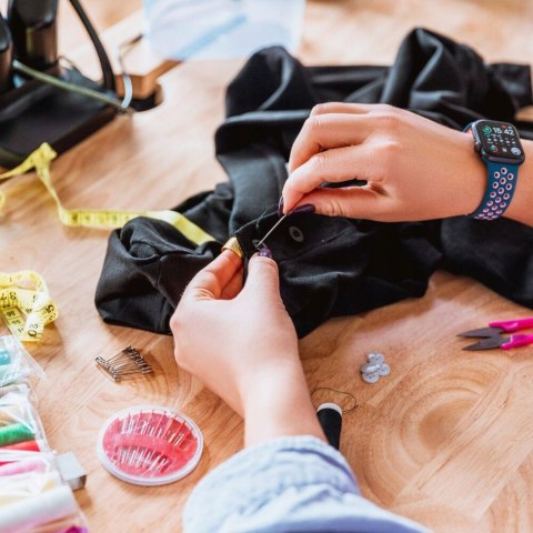 Zestaw nici do szycia ręcznego wyszywania igły nożyczki krawieckie 12 el PID1023