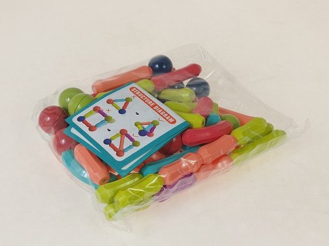 Klocki magnetyczne 3D 64 elem 28 x 7,5 x 22cm