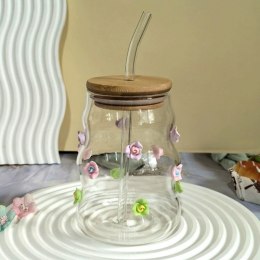 Szklanka z falowanymi ściankami i kwiatkami 450 ml ze słomką i pokrywką SZK164