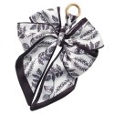 Brelok do kluczy elegancki wzór kwiatowy kokarda BRL372