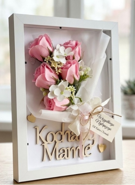 Kwiaty Mydlane w Ramce z napisem R5